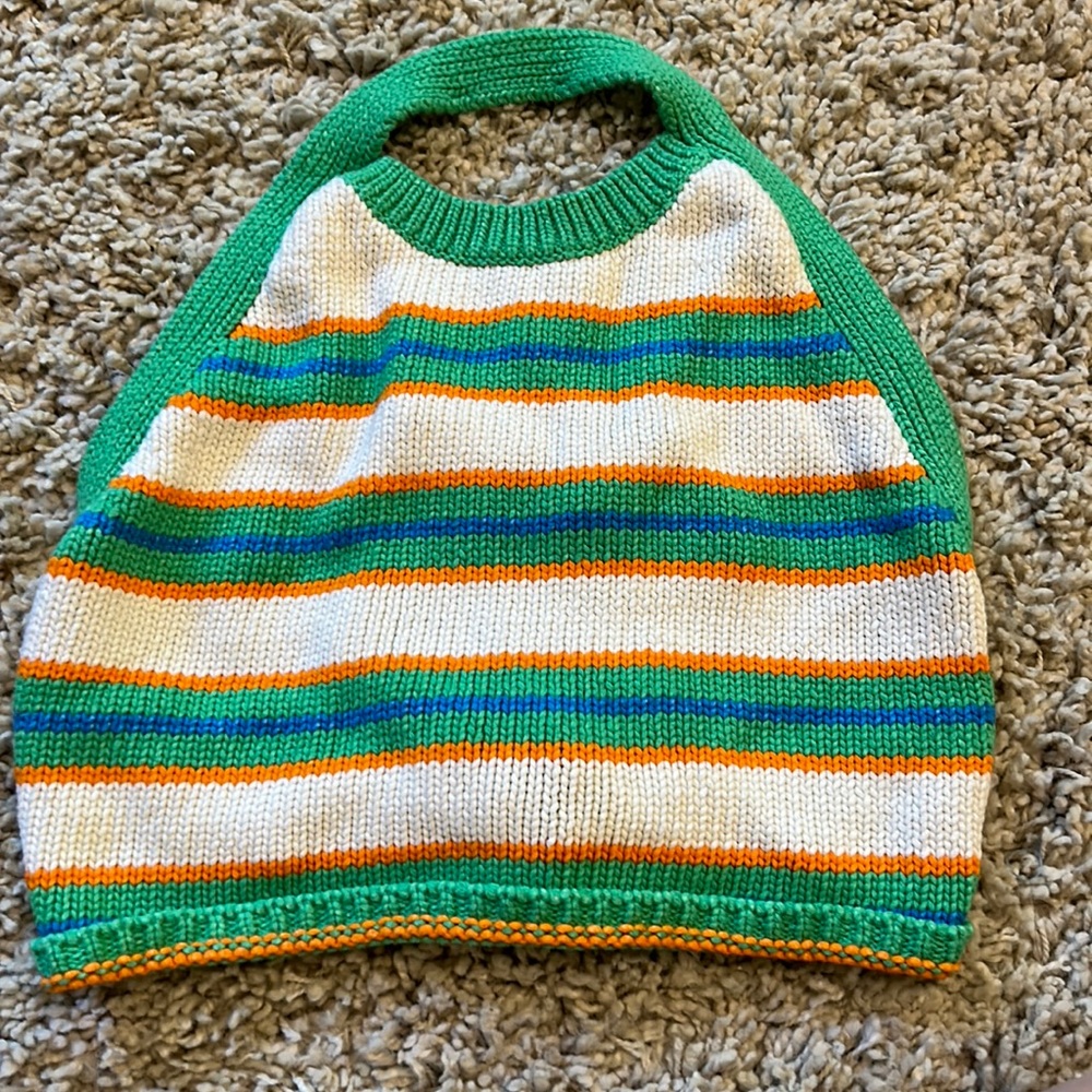 Cute, fashionable Zara tank top!